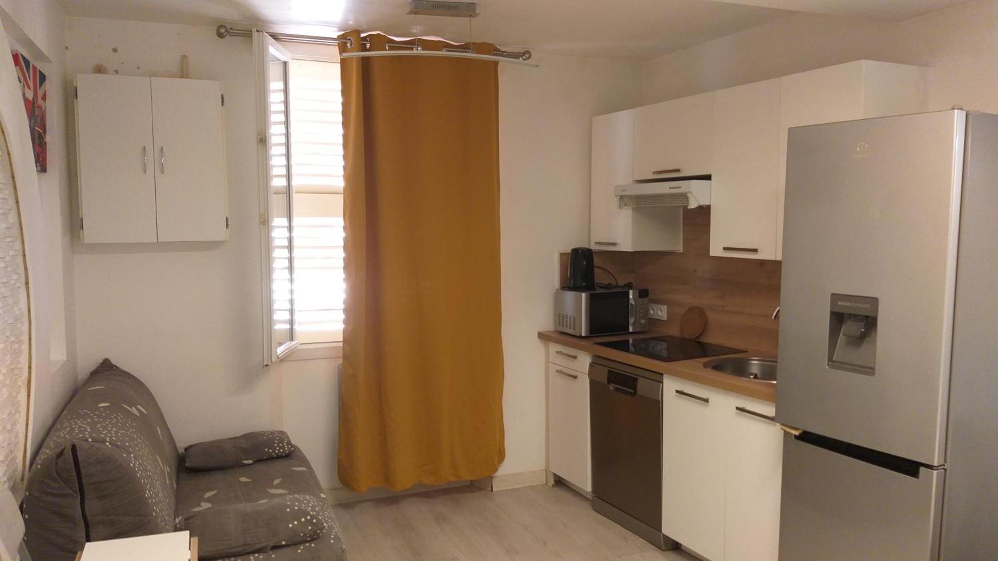 Magnifique Studio Au Coeur Historique De Fréjus מראה חיצוני תמונה